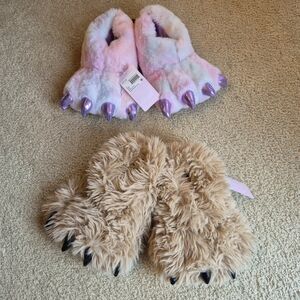 NWT Lot Of 2 Furry Monster Claw Slippers in Pink and Tan Kids Size Small 11-12